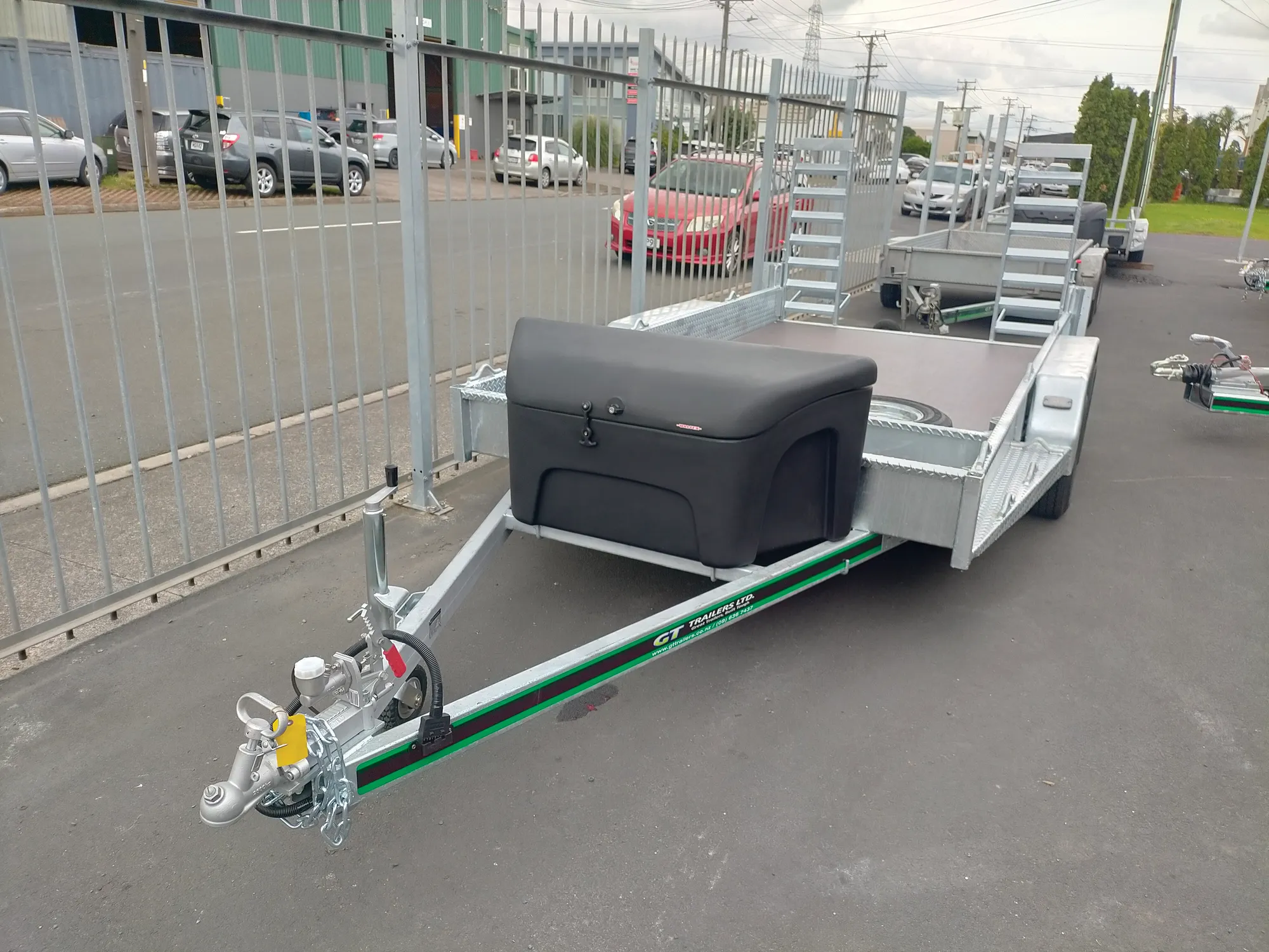 Lockable Bins